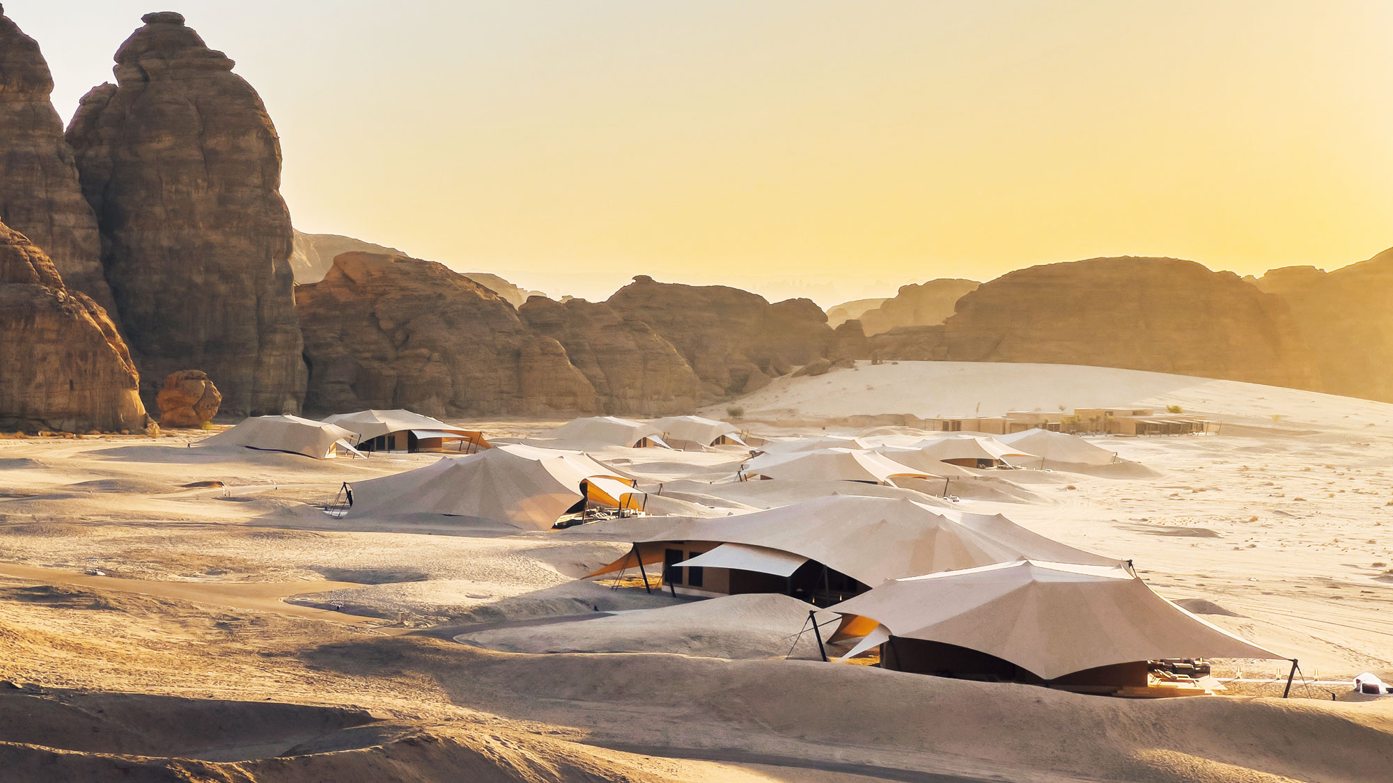 わざわざ行きたい世界の最新リゾート3選 〜庭園・砂漠・サファリ編