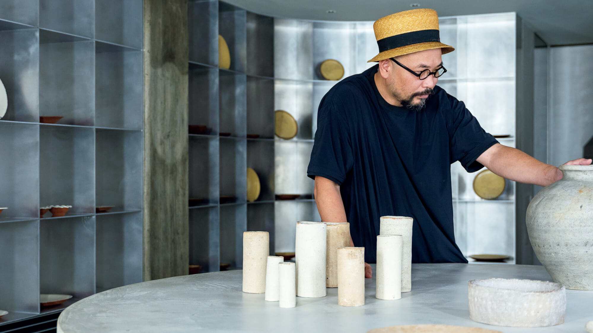 日本人初大英博物館個展鬼才澤田痴陶人作染付柘榴文