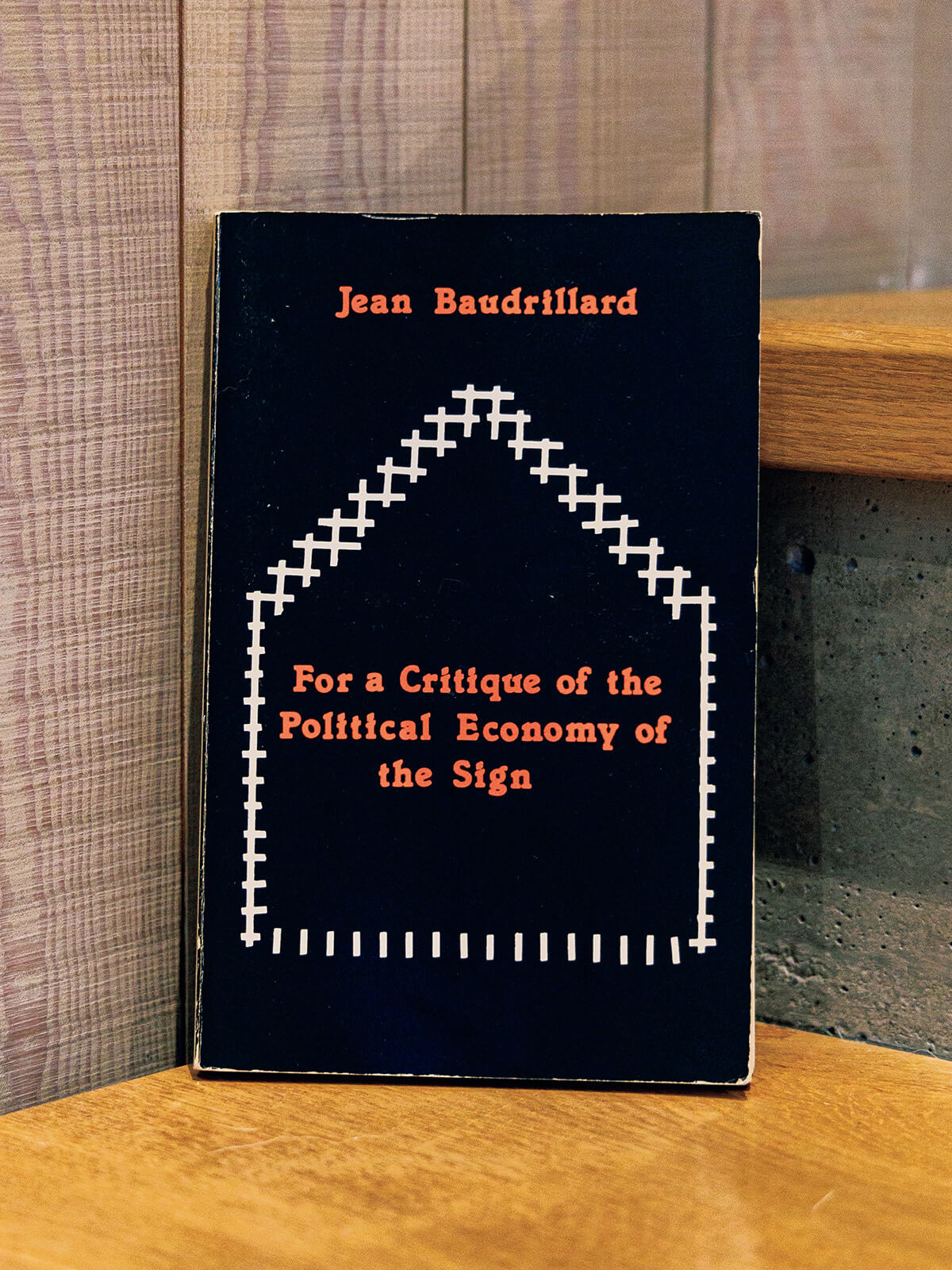 『For a Critique of the Political Economy of the Sign』Jean Baudrillard/著