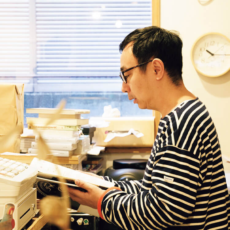 〈誠光社〉店主・堀部篤史