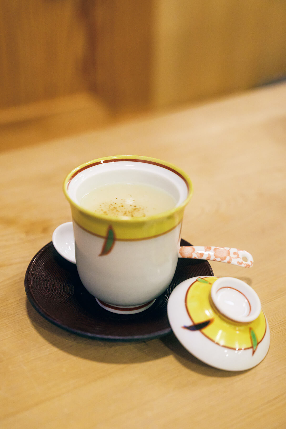 伊勢〈向井酒の店〉新玉葱のスープ仕立て