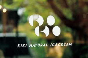 〈KIKI NATURAL ICECREAM〉外観