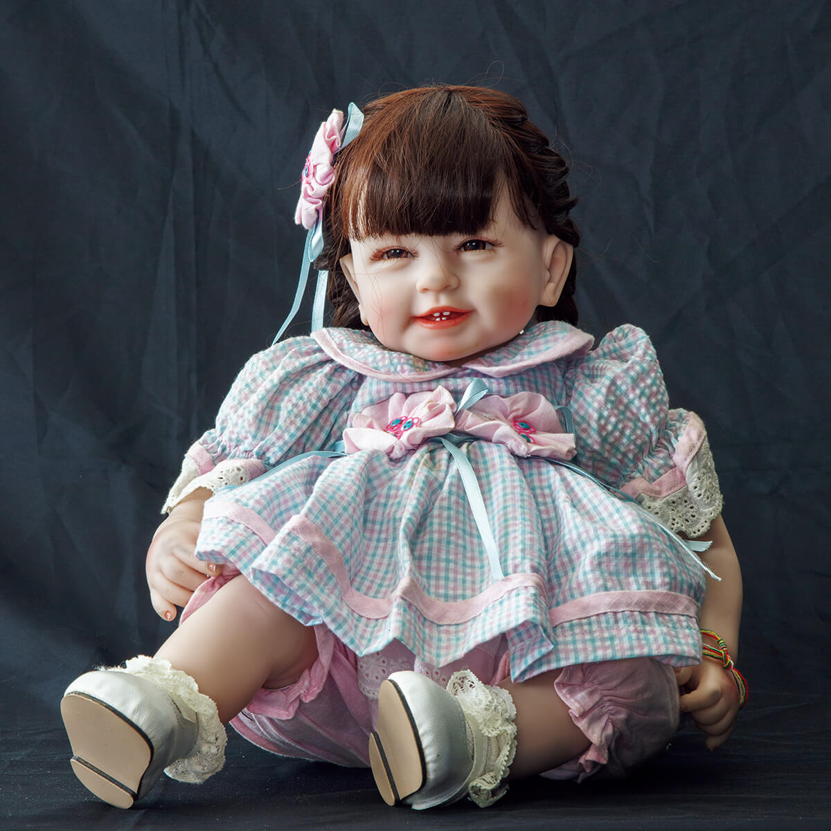 ホム／タイの人形