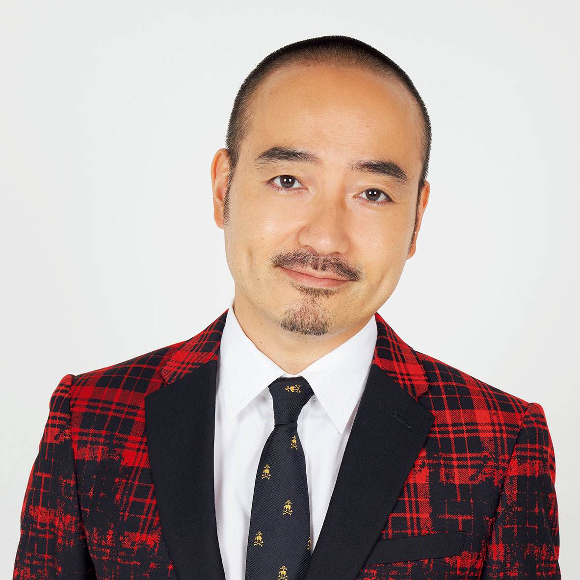 「最大の武器は“笑い”」〈劇団かもめんたる〉主宰・岩崎う大の物語の伝え方