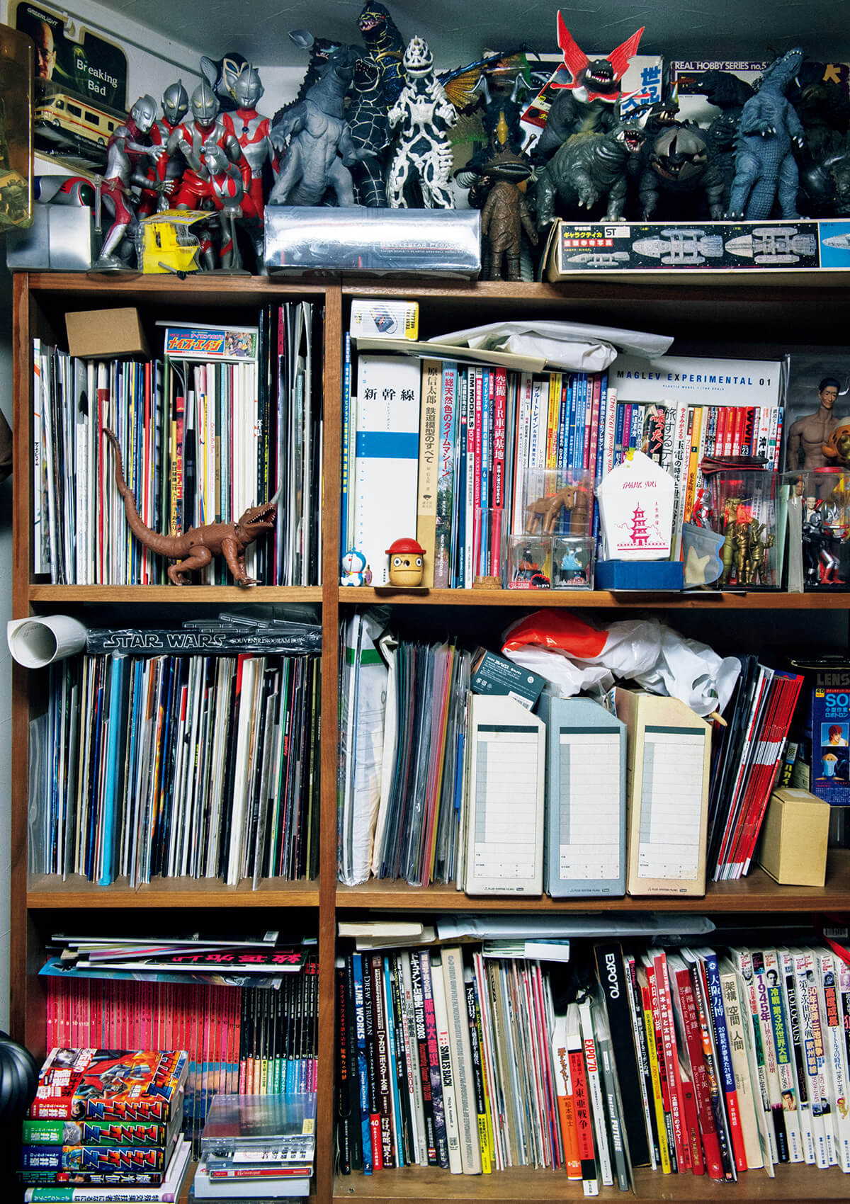 映画監督・樋口真嗣 自宅 本棚