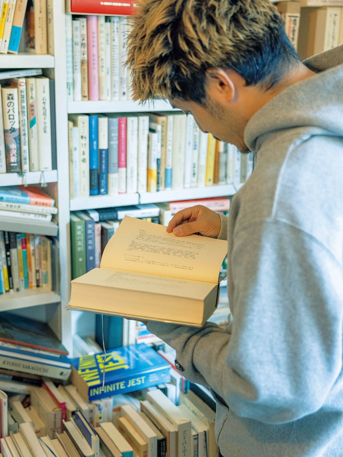 作家、建築家・坂口恭平