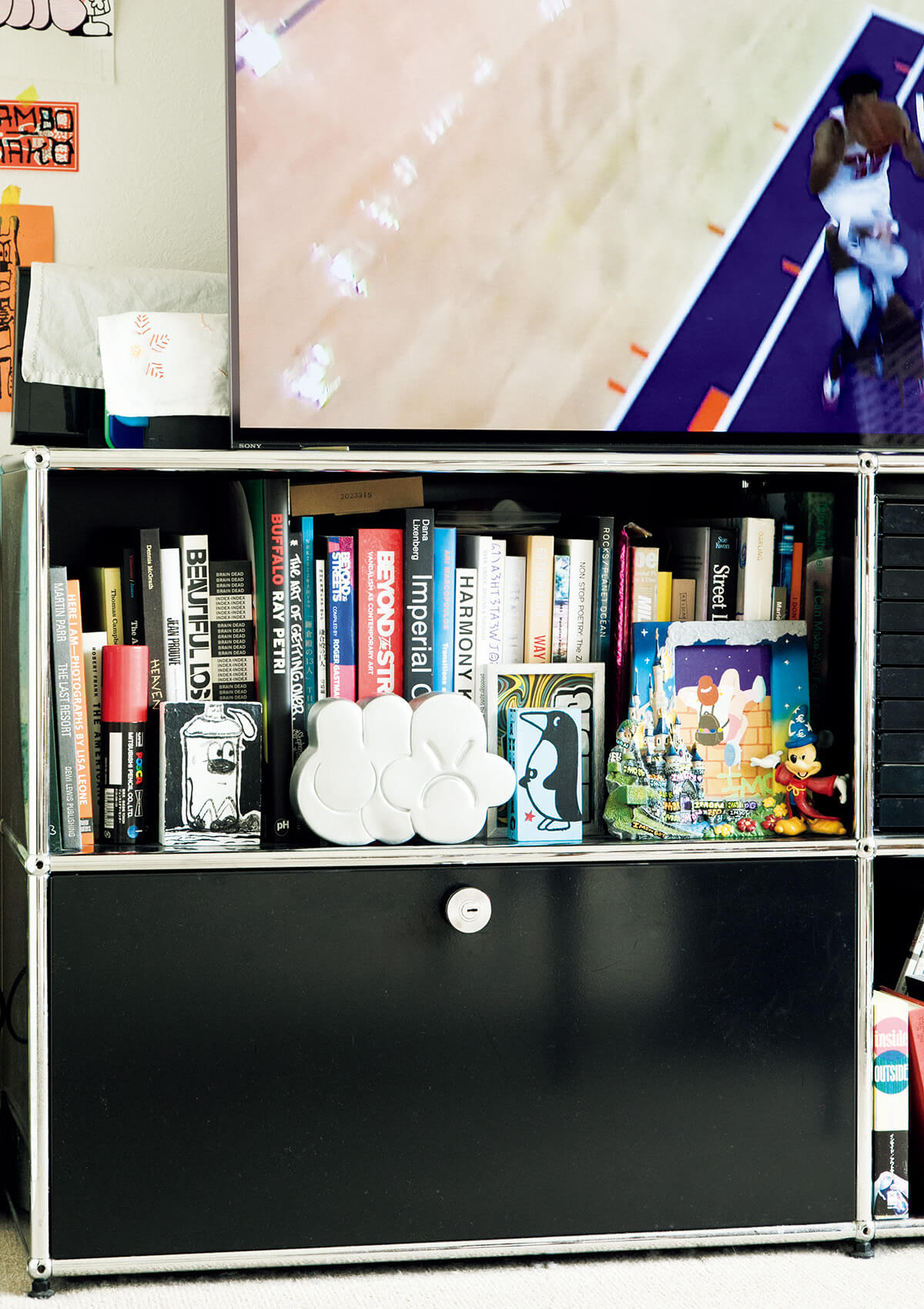 〈stacks bookstore〉店主・山下丸郎 自宅 本棚