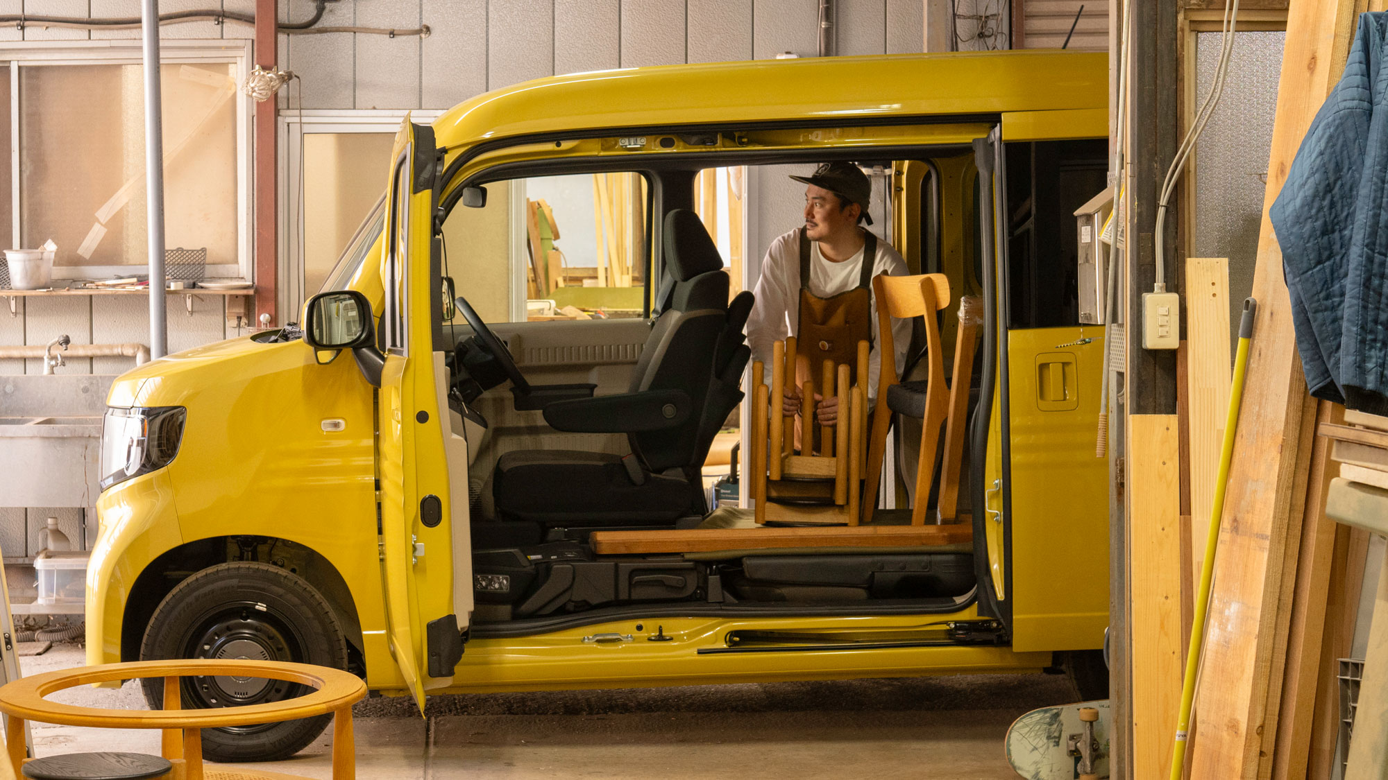 仕事中も休日もどこでも電気が使える。〈Honda〉N-VAN e:のある一日