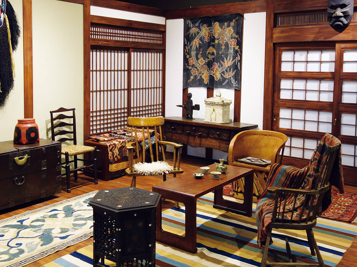 宮城〈東北福祉大学 芹沢銈介美術工芸館〉芹沢銈介の応接間（再現）