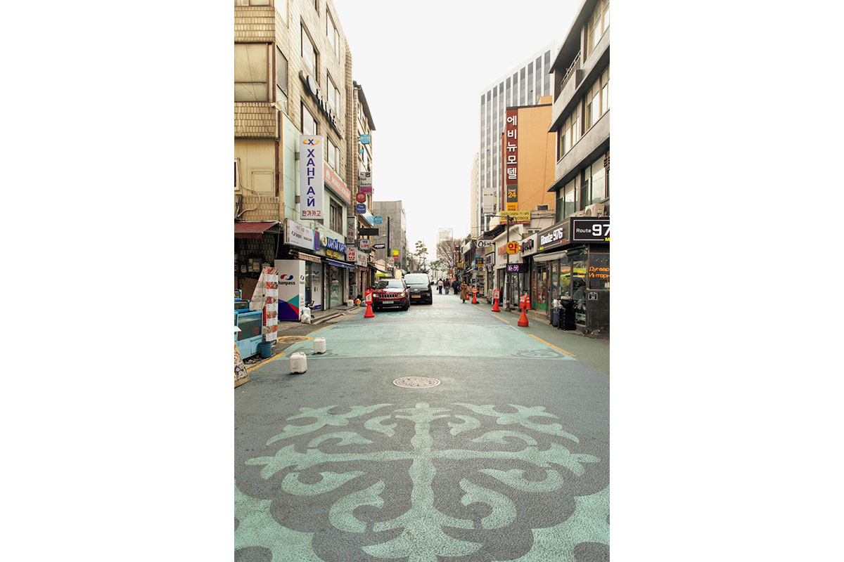 東大門中央アジア通りの道路