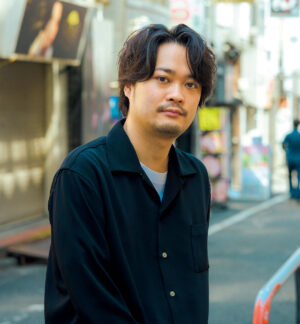 鈴木竜也監督