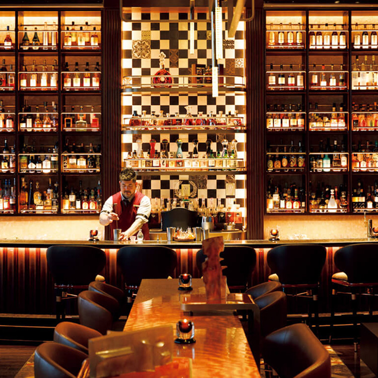 大手町〈VIRTÙ〉店内