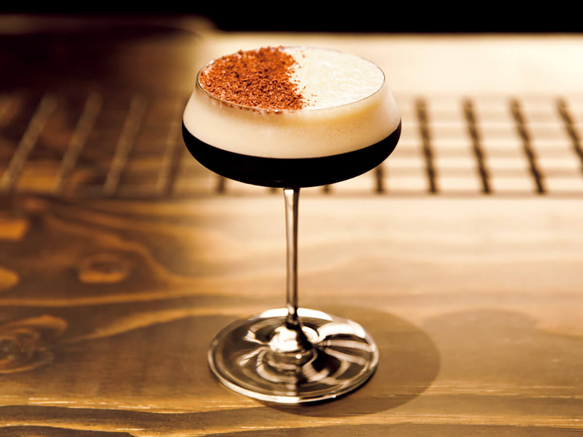 代官山〈Flying Bumblebee〉1942エスプレッソマティーニ