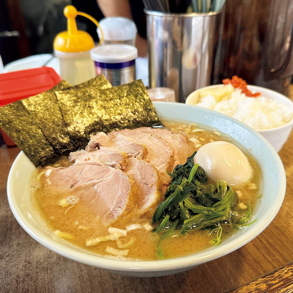 西東京〈ラーメンチョップ〉ラーメン