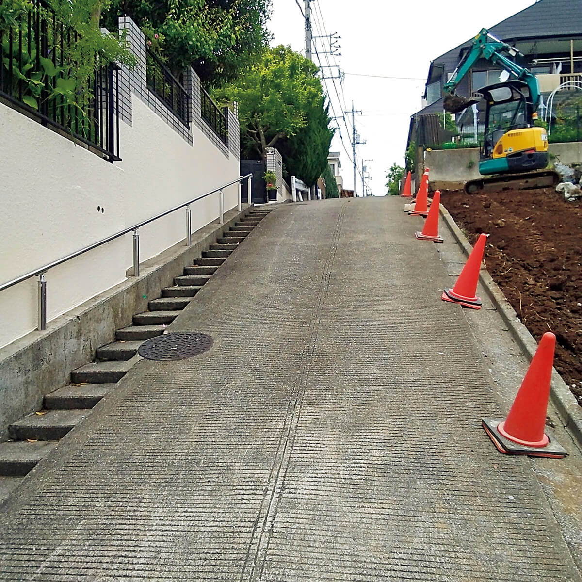 東大和市 狭山丘陵28%標識の坂