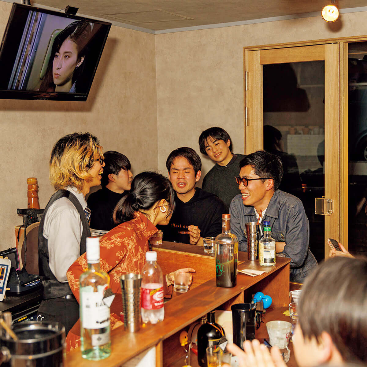 国立〈スナック水中〉店内