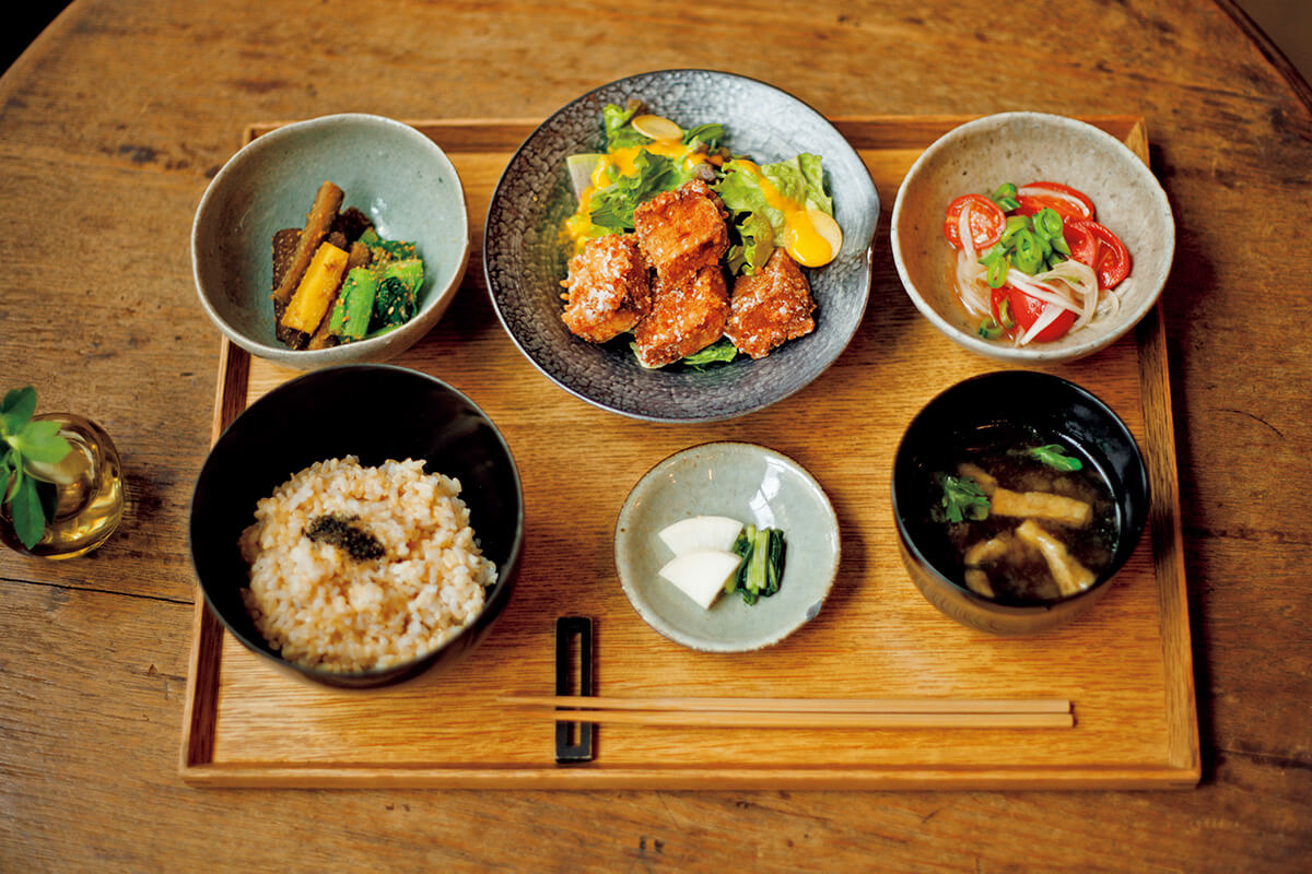 表参道〈BROWN RICE Tokyo Omotesando〉料理