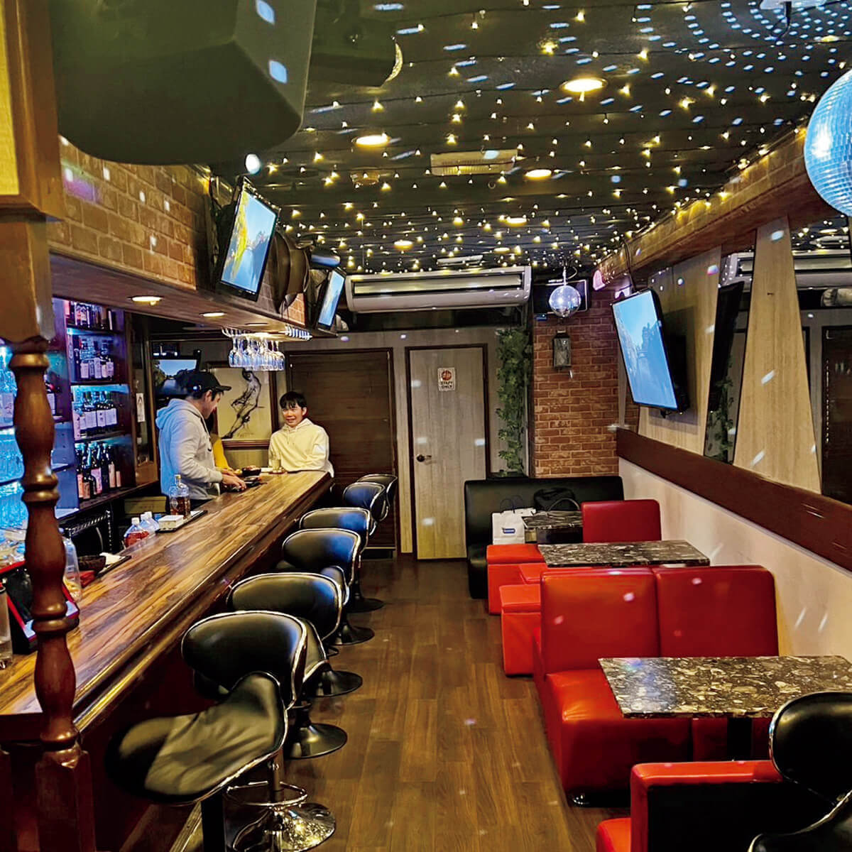 新宿〈Caseiro Bar〉店内