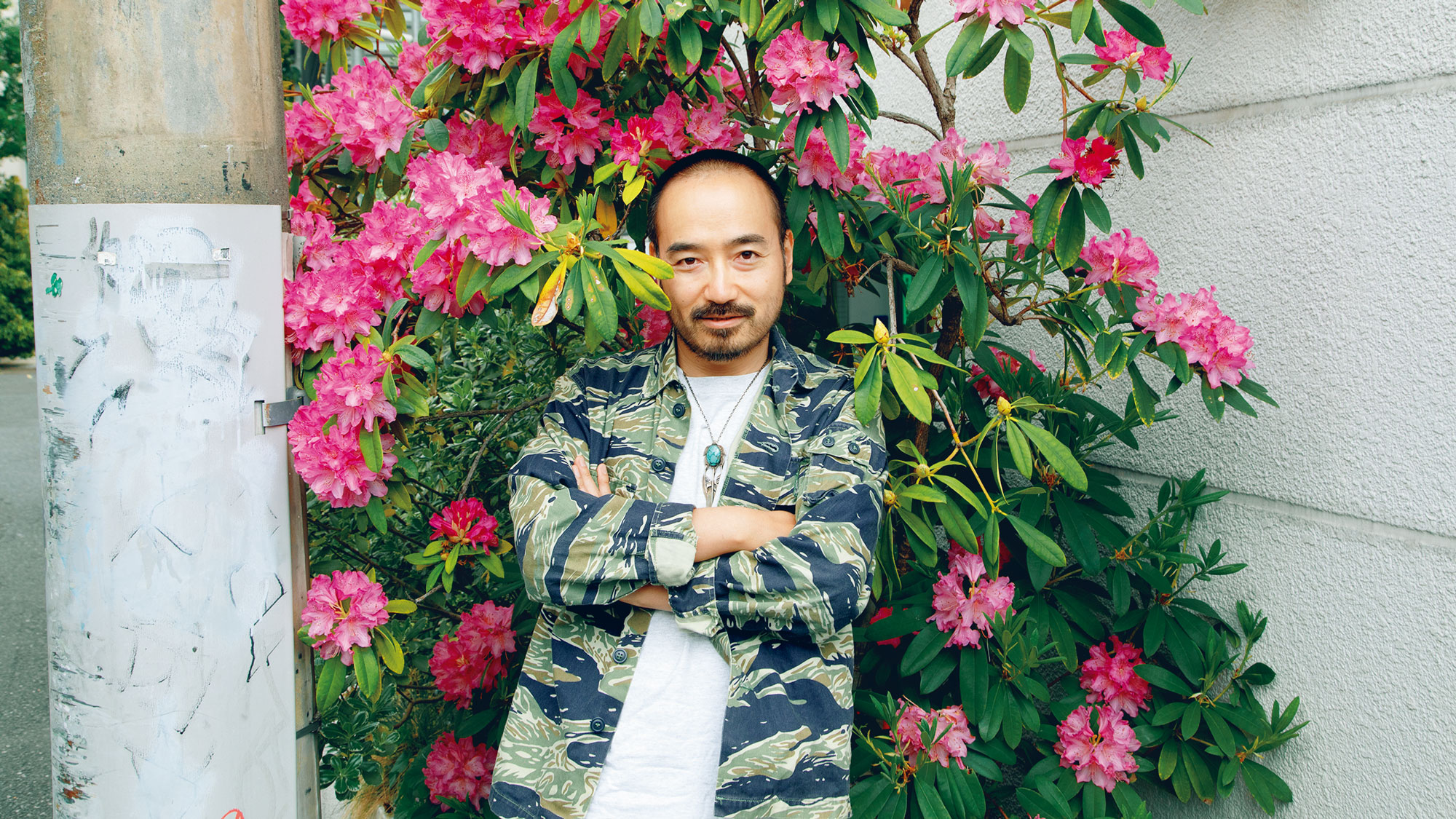 笑いにすべてを捧げた“鬼才”、岩崎う大の自伝的エッセイが刊行。これ