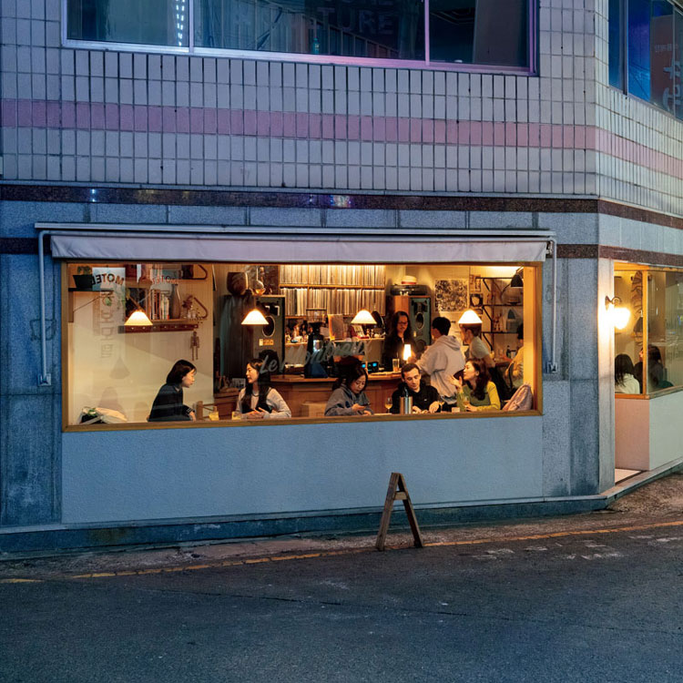 〈ル・モントレー〉