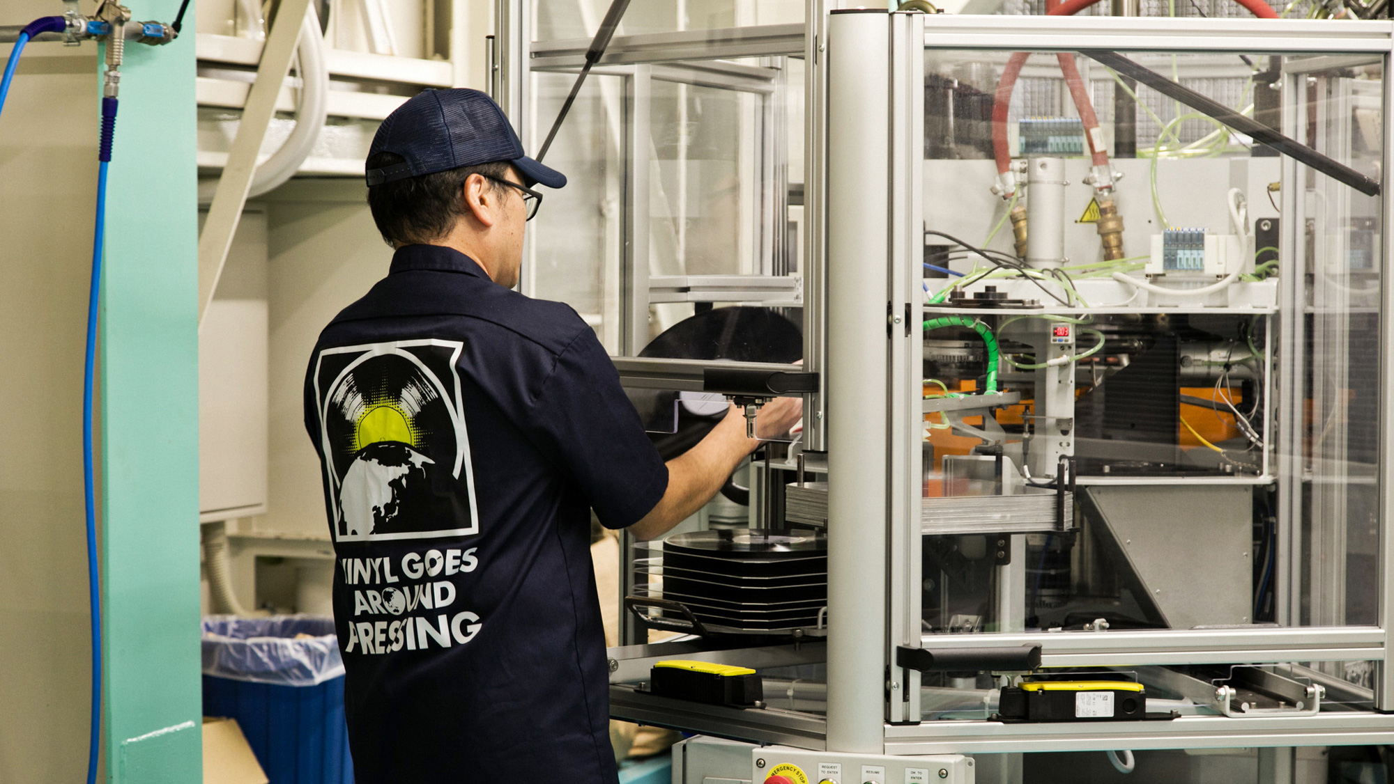 P-VINEが立ち上げたレコードプレス工場〈VINYL GOES AROUND PRESSING