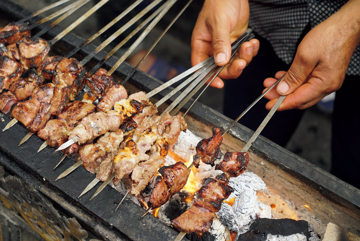 新疆ウイグル自治区の羊の串料理