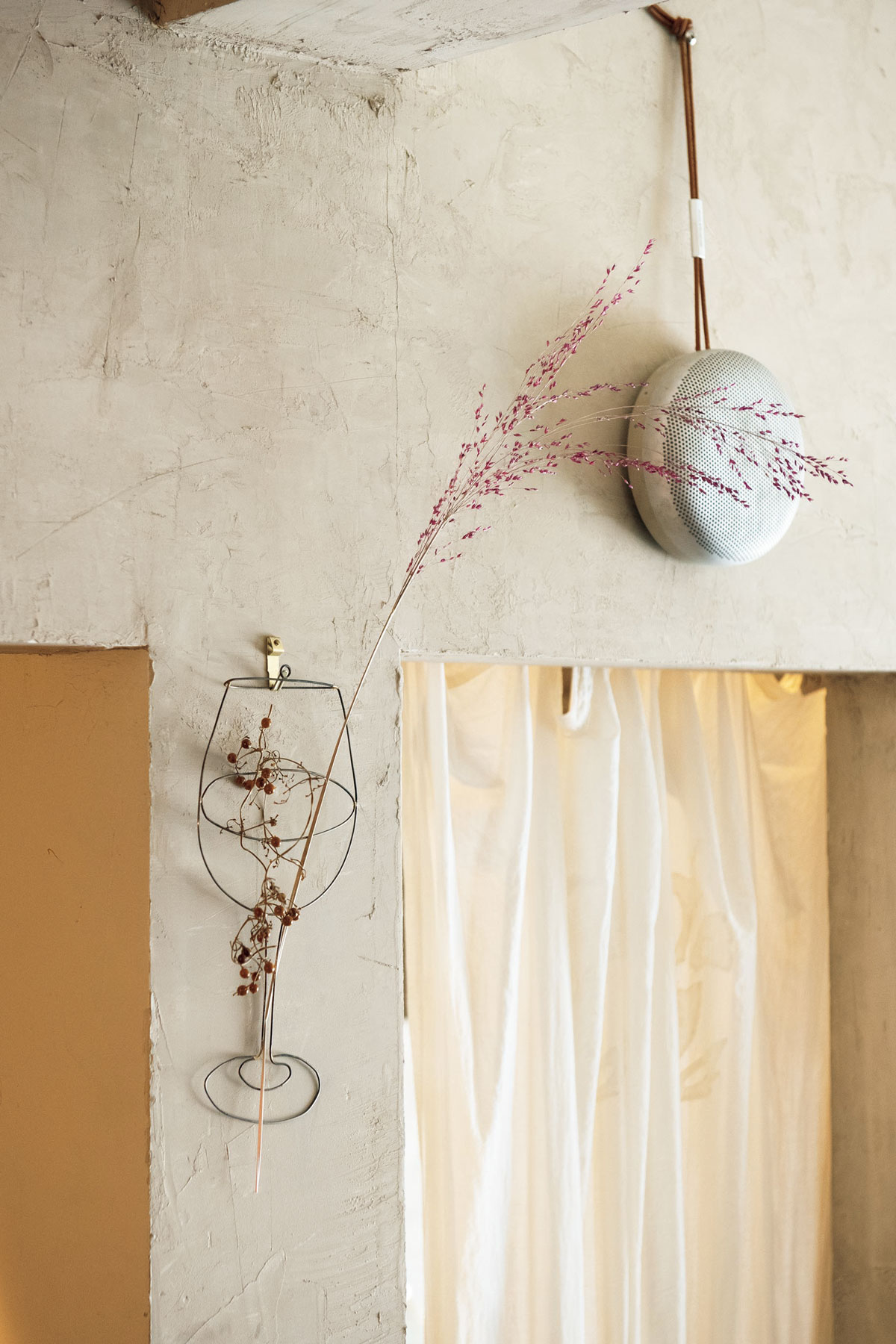 グラス型のワイヤーアート