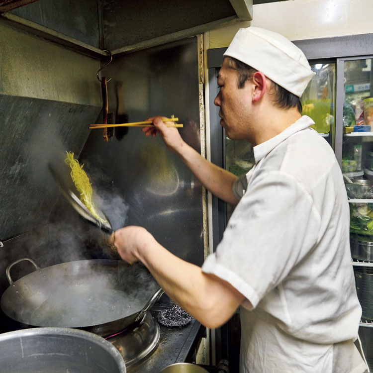 体に染み込ませた〈大三元〉の師の味を、同じ町で。錦糸町〈中華料理 徳武〉