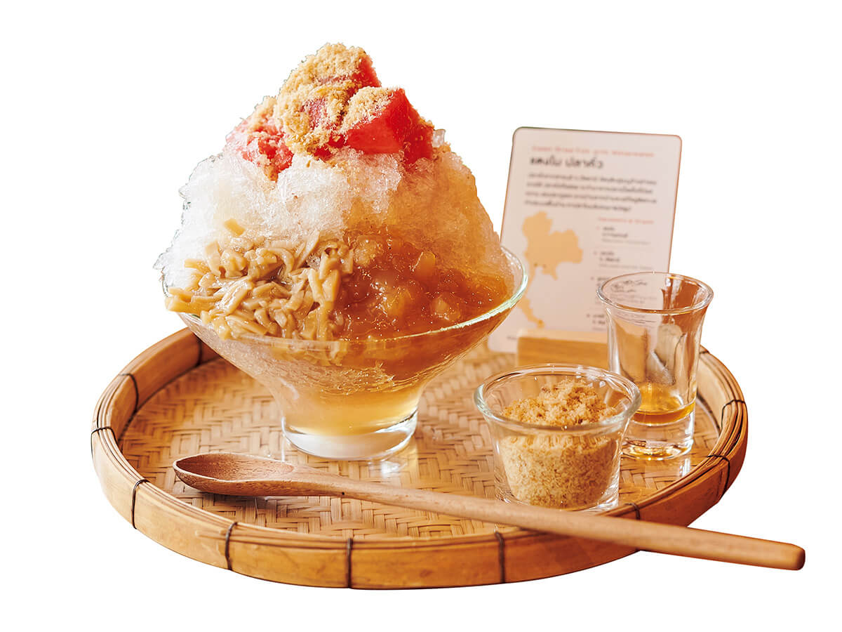 バンコク〈サイサイ〉干し魚のフレークとスイカのかき氷 レギュラー