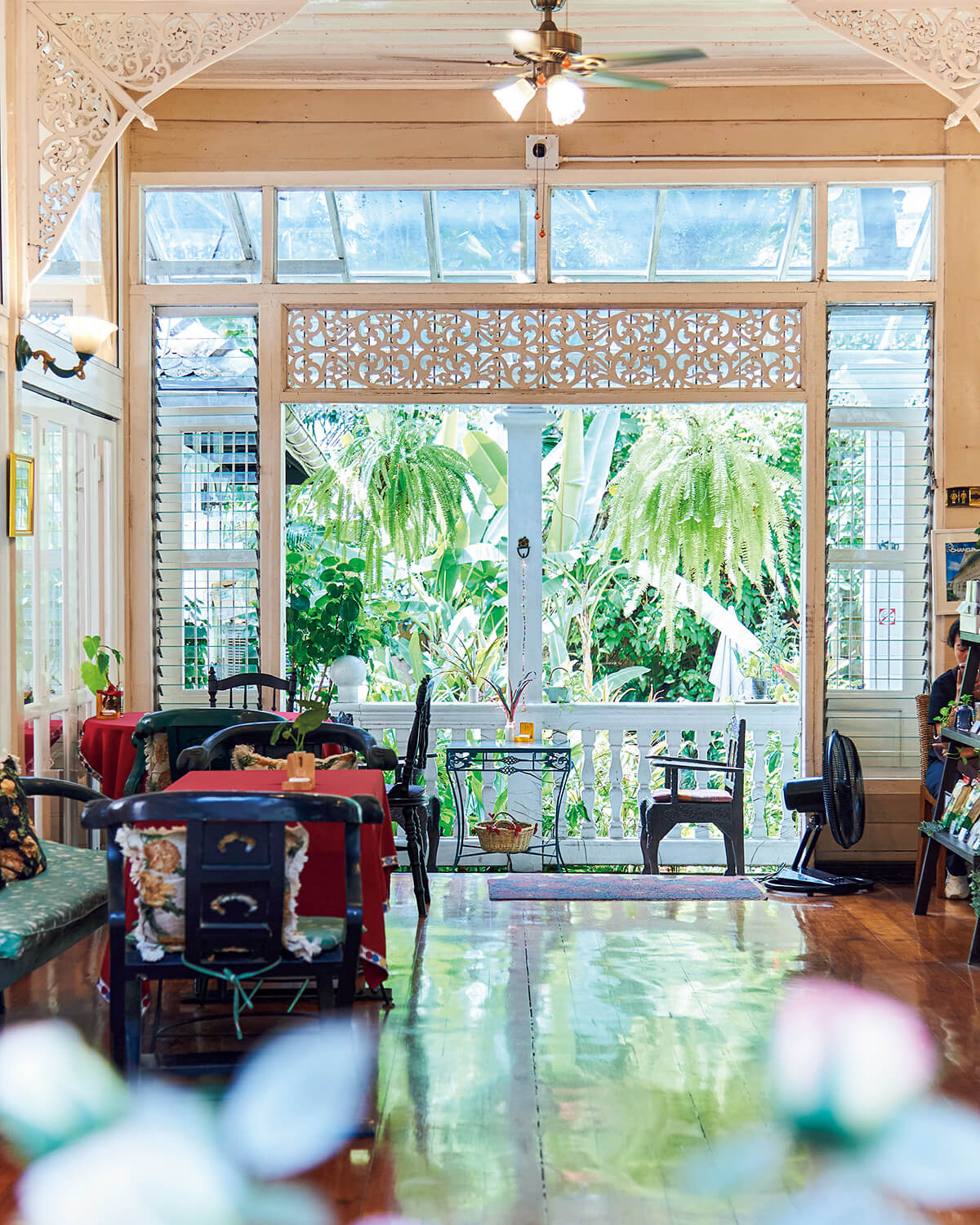 バンコク〈ラミン・ティーハウス・サイアム・セラドン〉内観