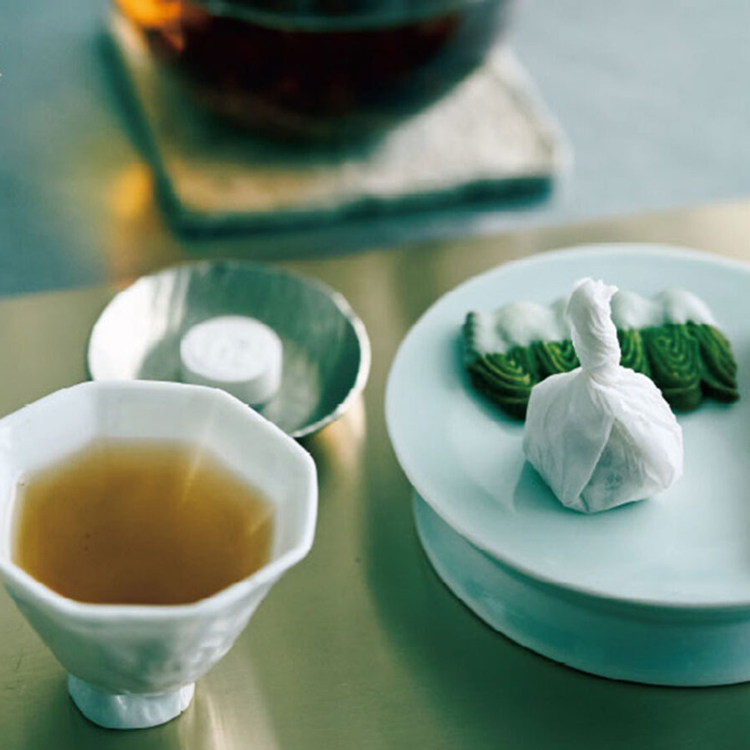 世界中のお茶と菓子をペアリングコースで。洋韓ハイブリッドなカフェ〈cha chai thé〉