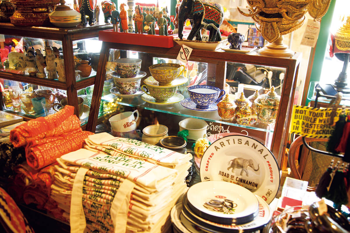 バンコク〈ロード・オブ・シナモン〉店内