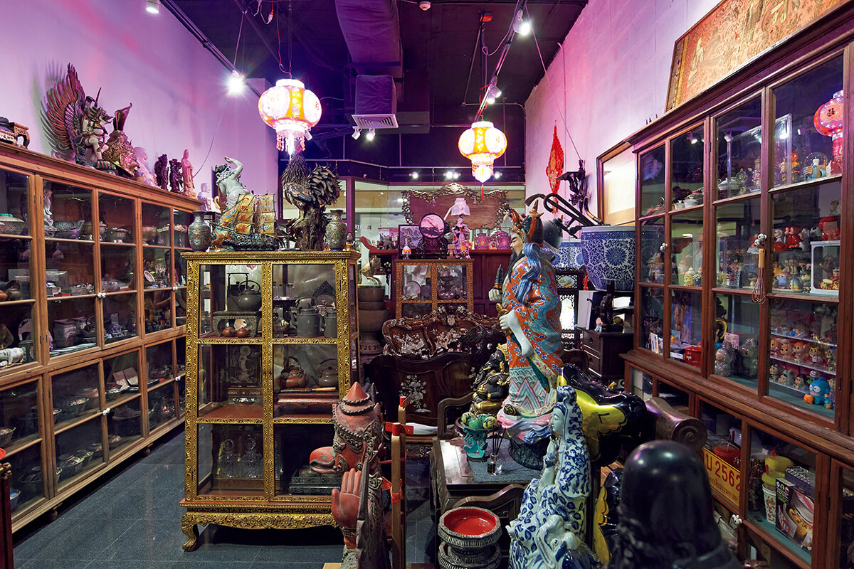 バンコク〈アダル・コレクション〉内観