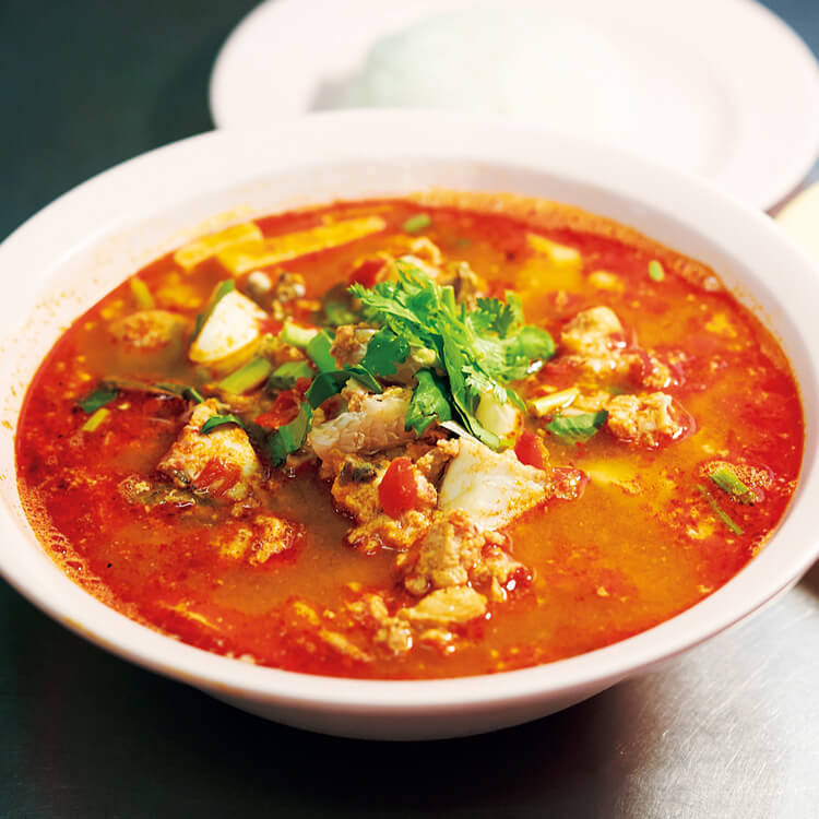 バンコク〈クルア・ナイ・ミー〉トムヤムヌアプラーガポン