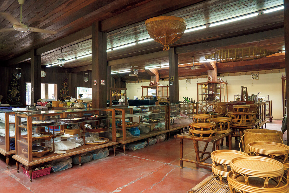 バンコク〈タイ・ホーム・インダストリーズ〉内観