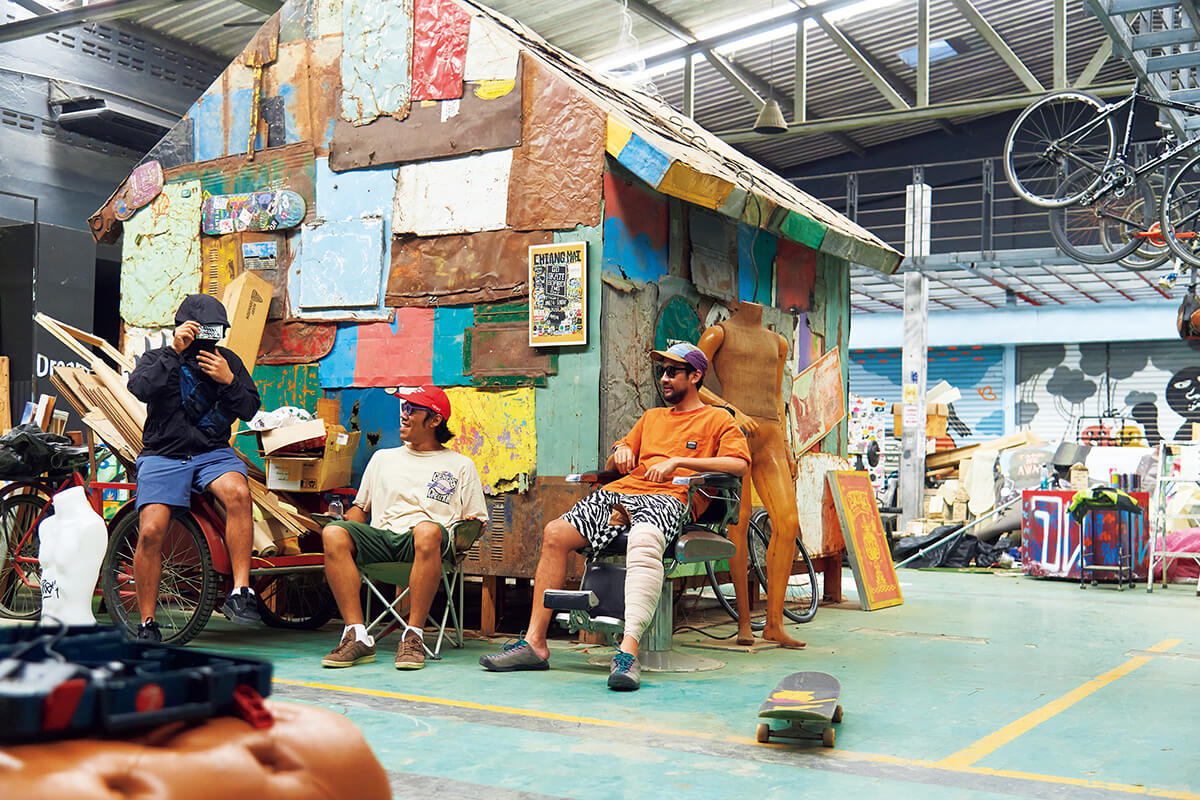 チェンマイ〈ドリーム・スペース・ギャラリー〉シェアスタジオ