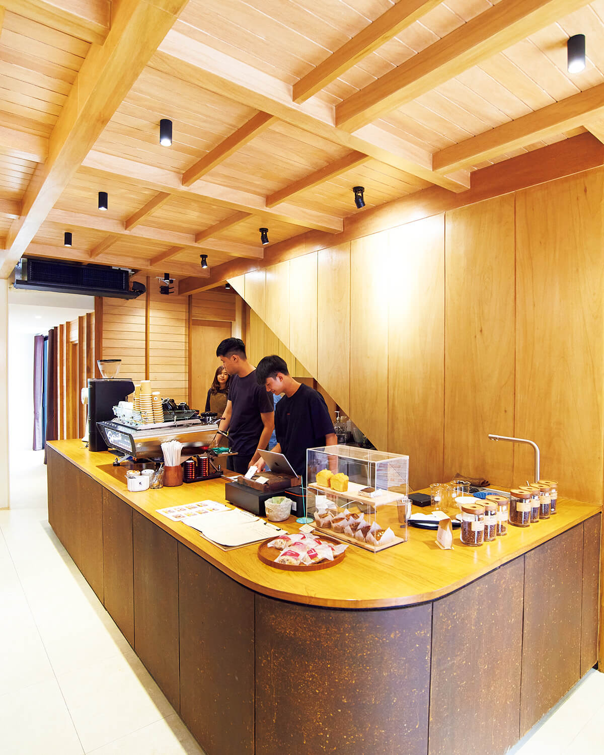 チェンマイ〈アカ・アマ・コーヒー〉店内