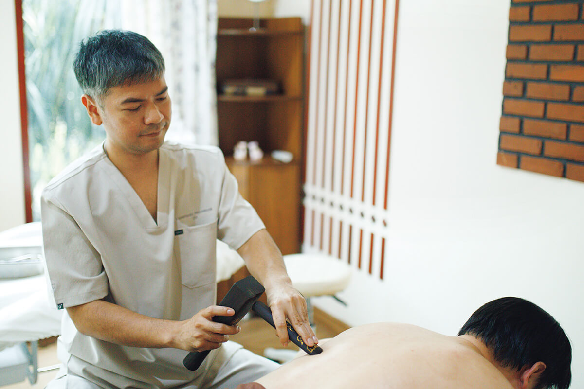 バンコク〈ダナランド・トークセン〉トム