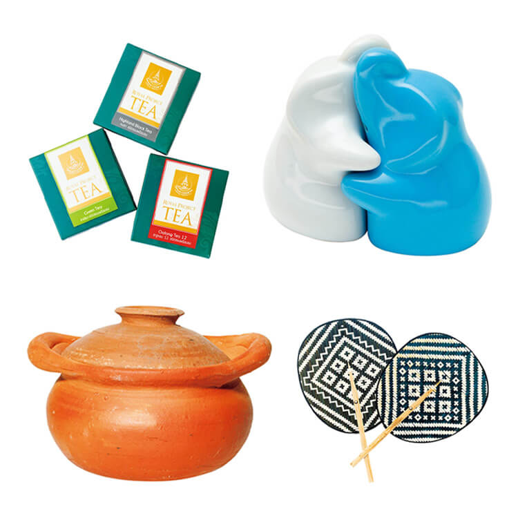 80m陶器のゾウのソルトアンドペッパー、竹製のうちわ、小分けのティーバッグ、チムチュムの鍋