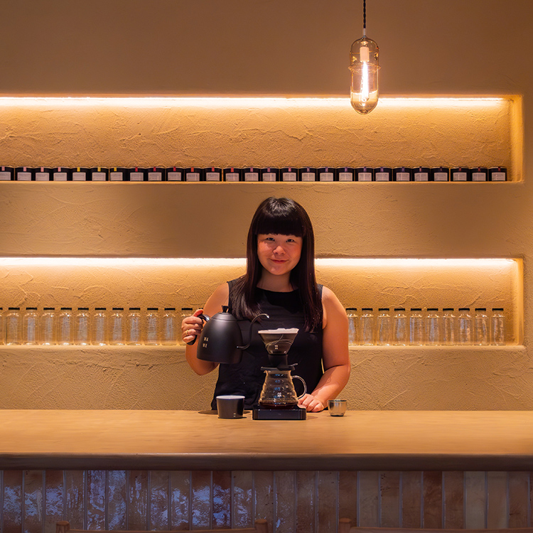 あのスイスの人気コーヒーショップが東京にやってきた！神谷町〈KURO MAME〉