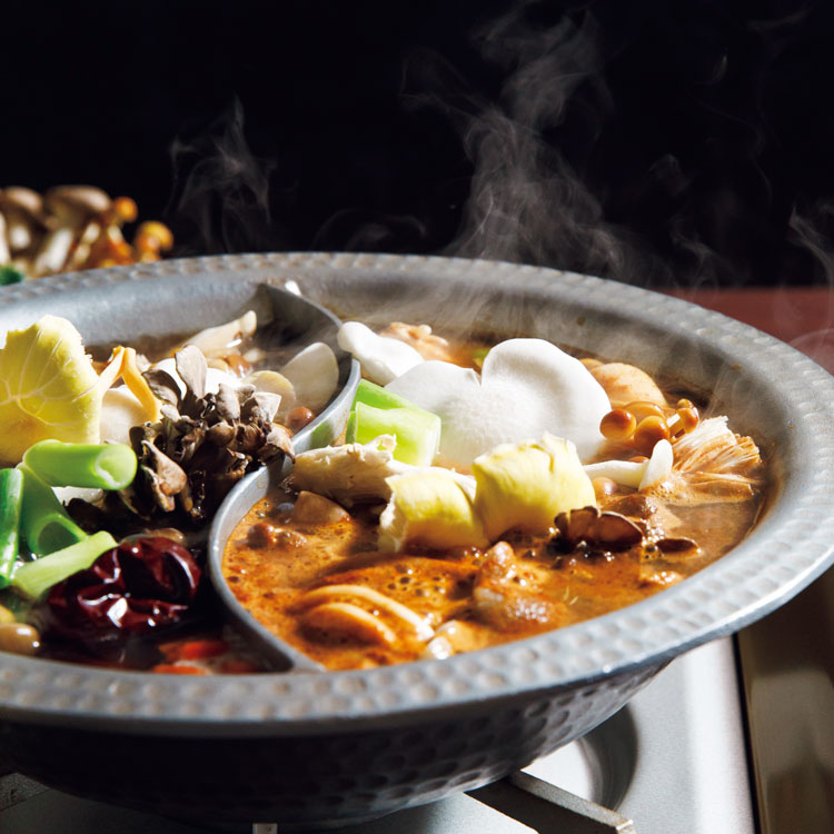 赤いだけじゃない。辛いだけじゃない。火鍋には個性があります。
