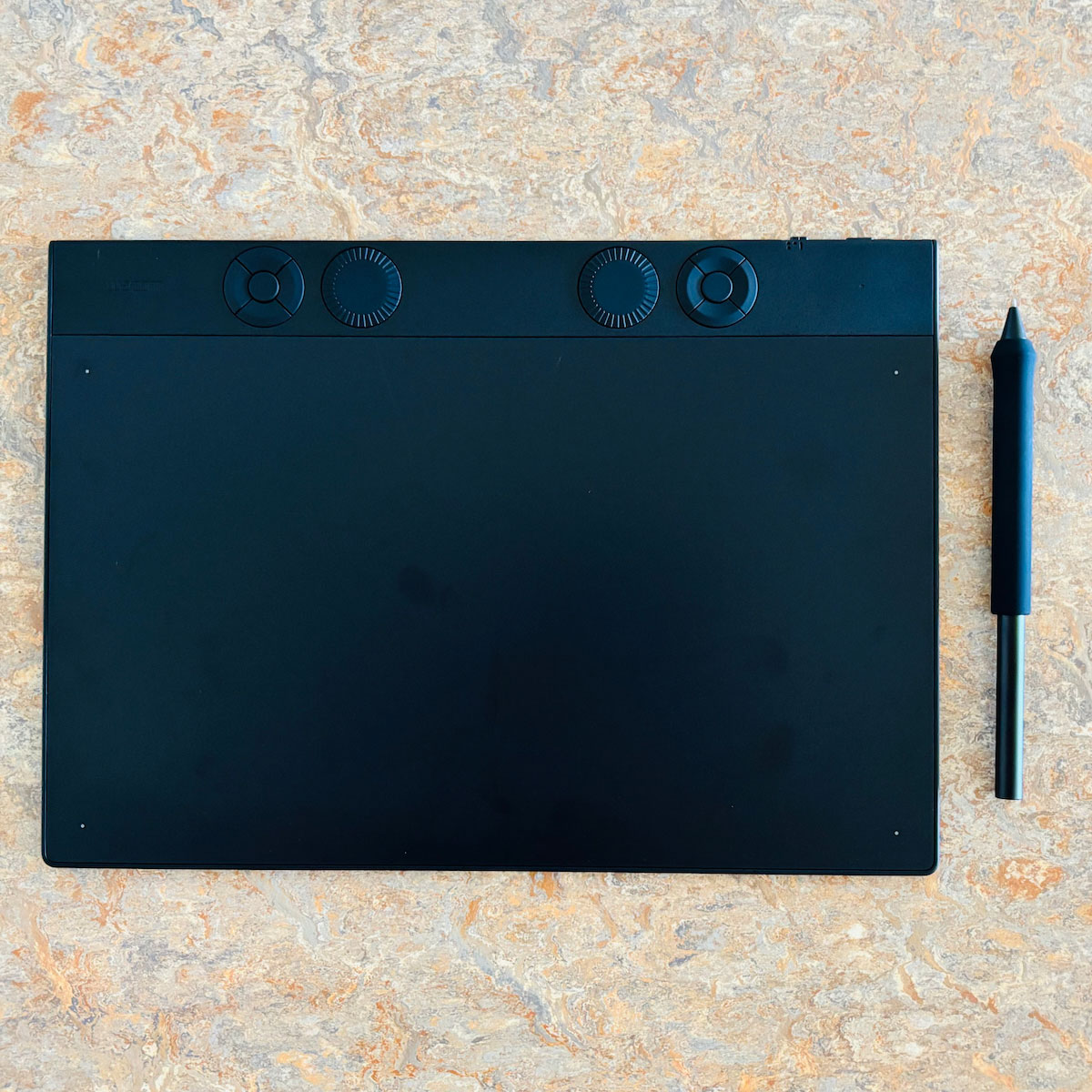 〈wacom〉のペンタブ