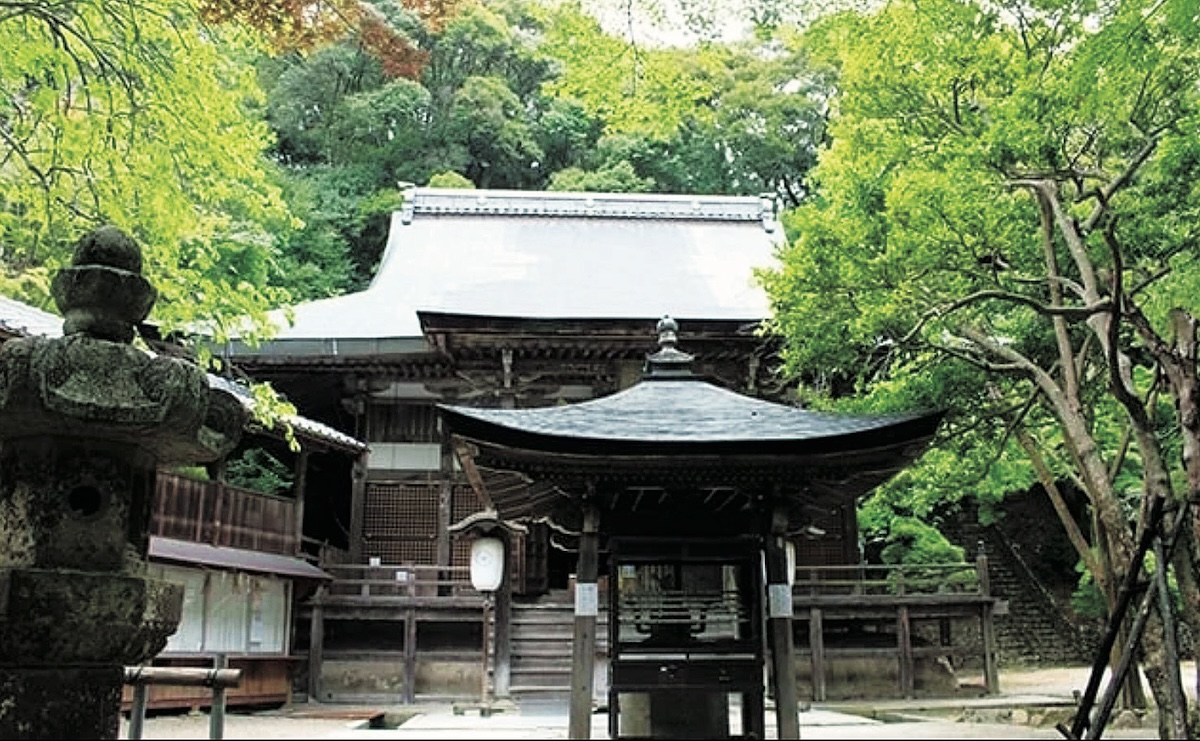 秘仏が祀られている本堂。