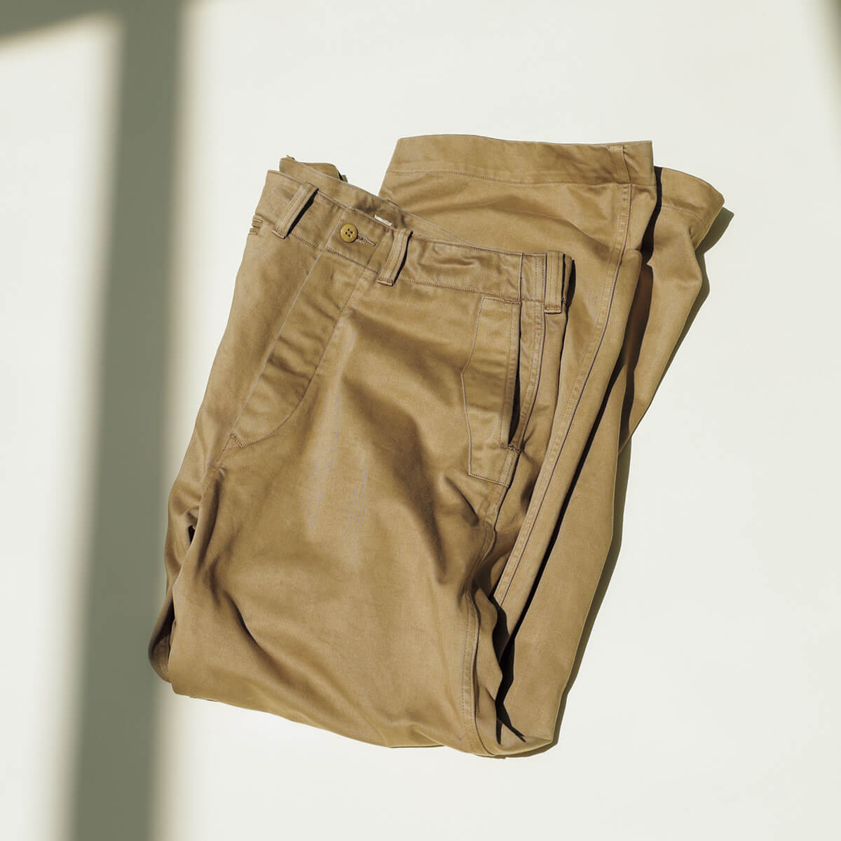 〈ティー・ティー〉チノパンツ