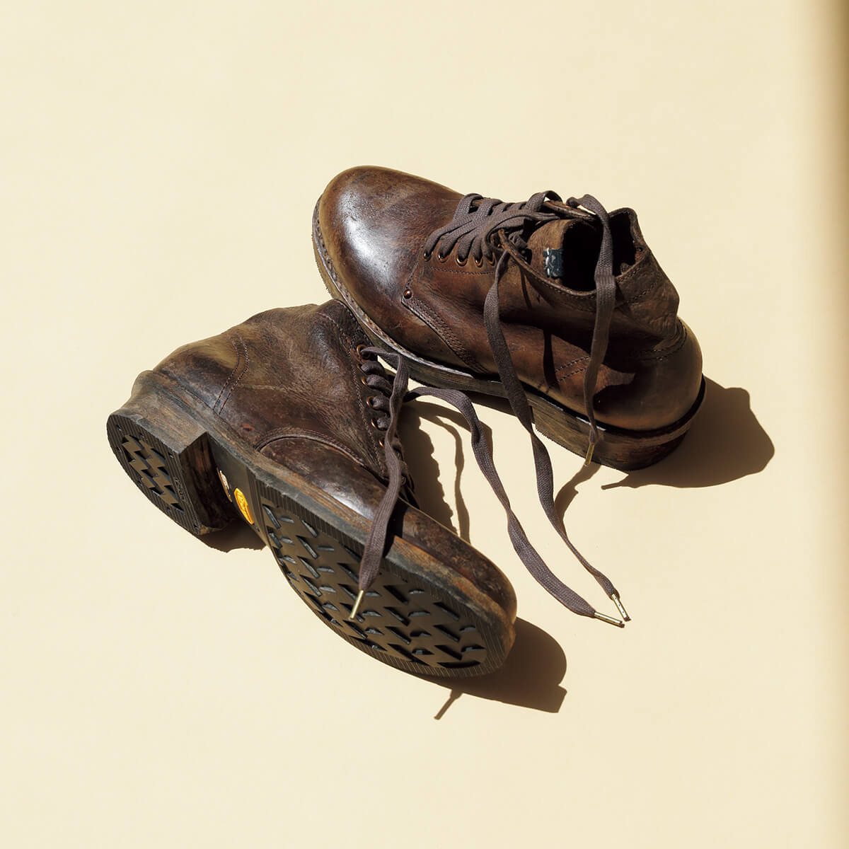 〈インディゴ キャンピング トレーラー〉ブーツ