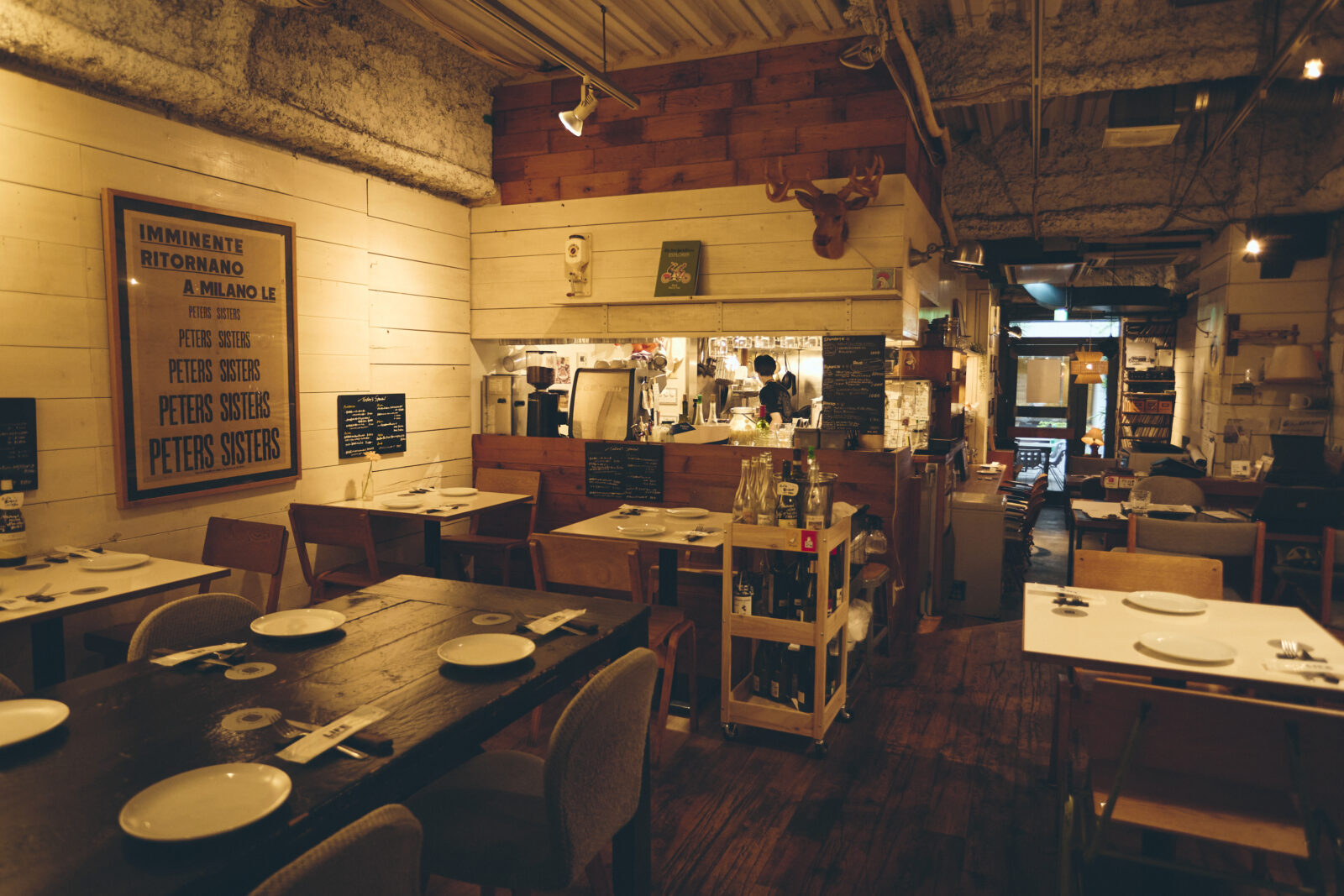 LIFE 店内