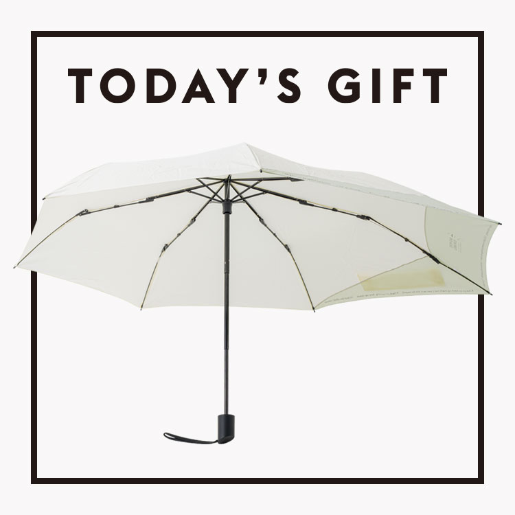 【今日のギフト】荷物を雨からしっかり守る変型型。〈YDOT〉の折り畳み傘