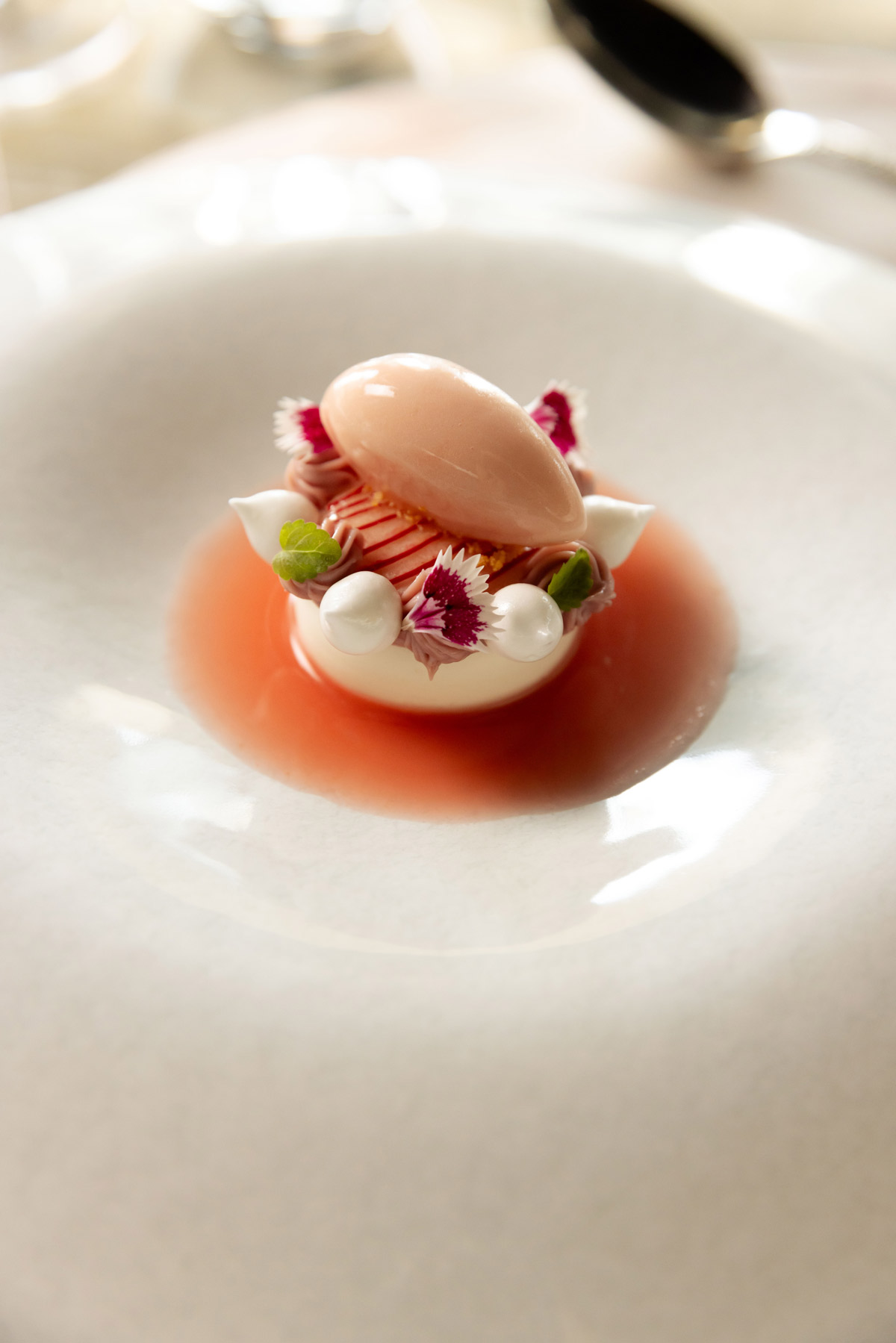 〈ARMANI / RISTORANTE〉のりんごのデザート