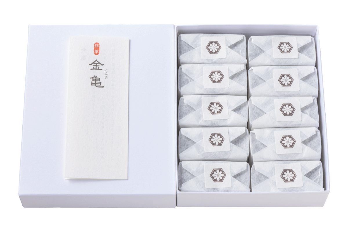 菓心おおすがの「金亀」