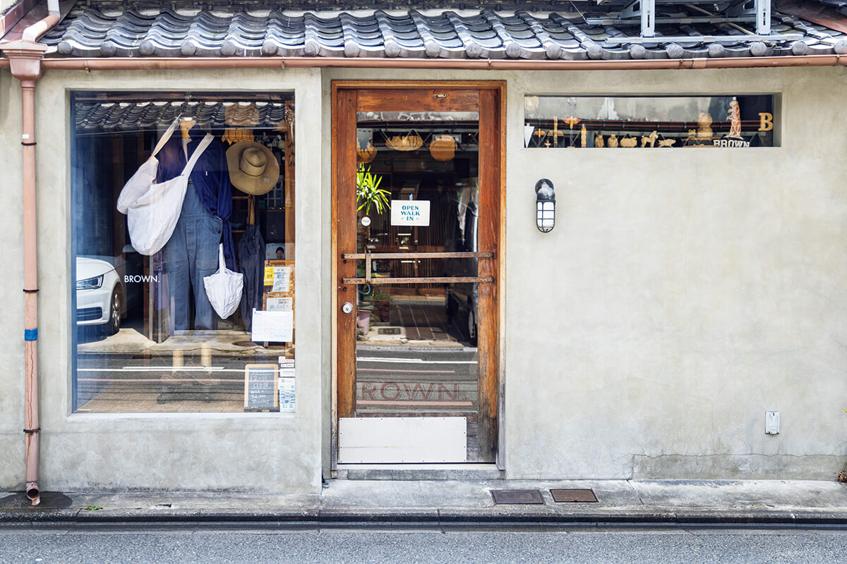 京都〈BROWN.〉外観